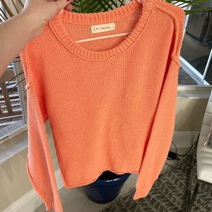 NWOT Women’s Peach/Coral Scoop Crewneck Knit Sweater, size small